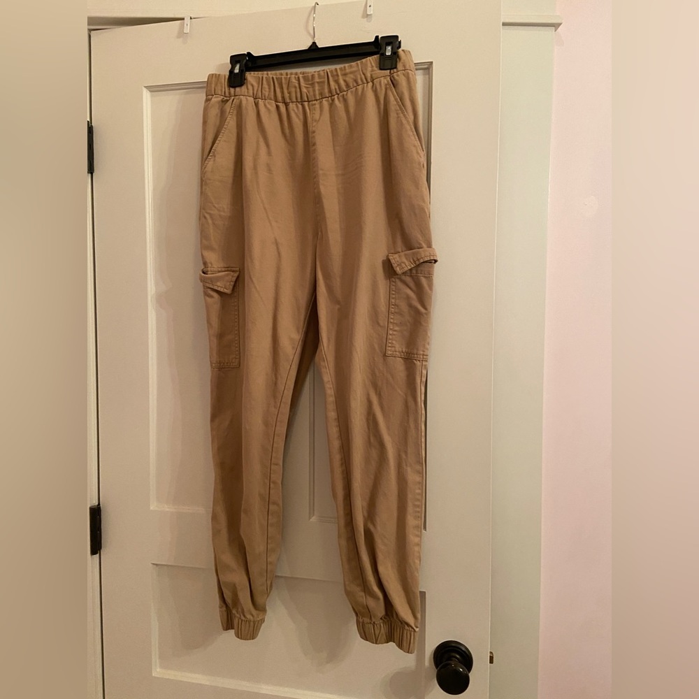 Beige khaki cargo pants